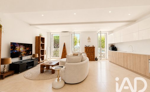 Apartment in Iscles, Saint-Raphaël, France 1