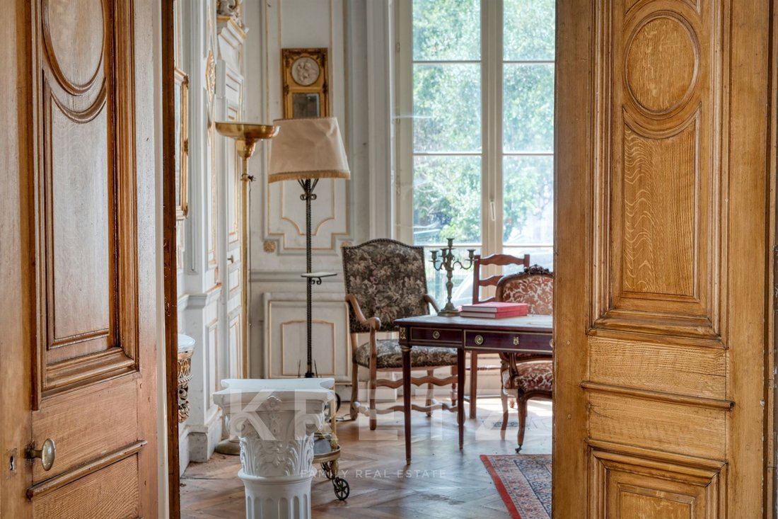 Castillo en Fontenay-le-Vicomte, Isla de Francia, Francia 4 - 18753575