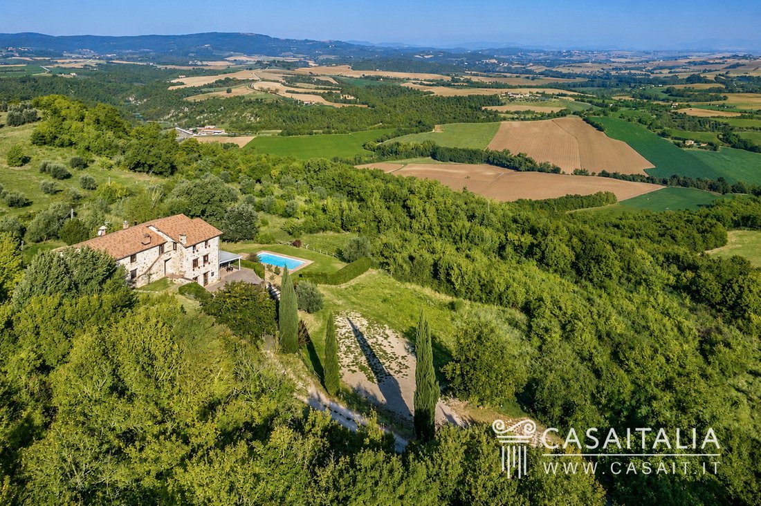Country House in San Venanzo, Umbria, Italy 2 - 16542776