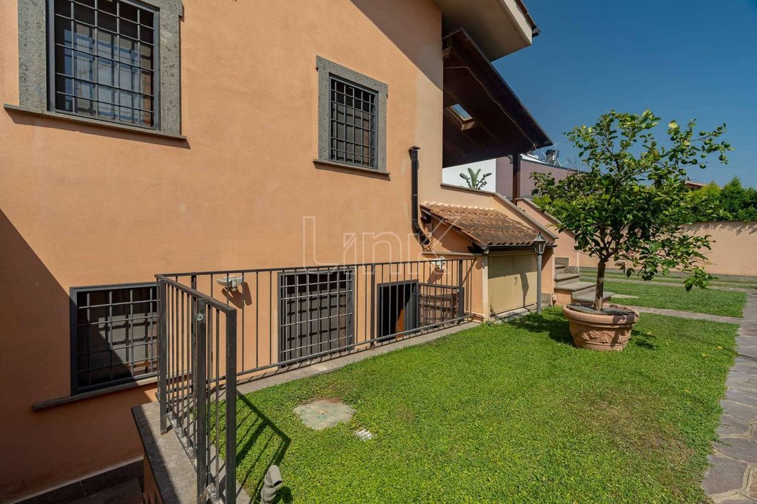 Villa in Infernetto, Rome, Lazio 5 - 18761618