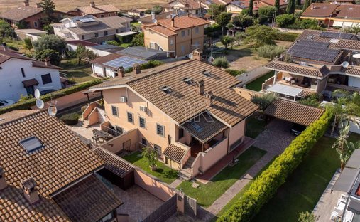 Villa in Infernetto, Rome, Lazio 1