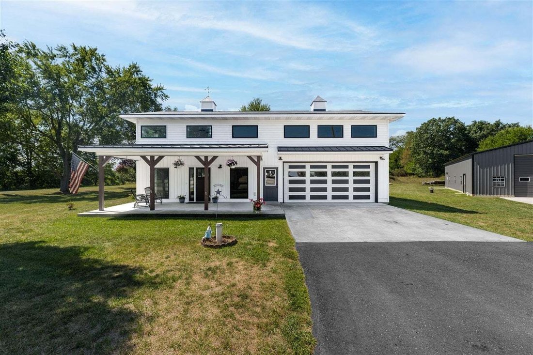 Casa a Plainwell, Michigan, Stati Uniti 1 - 18761699
