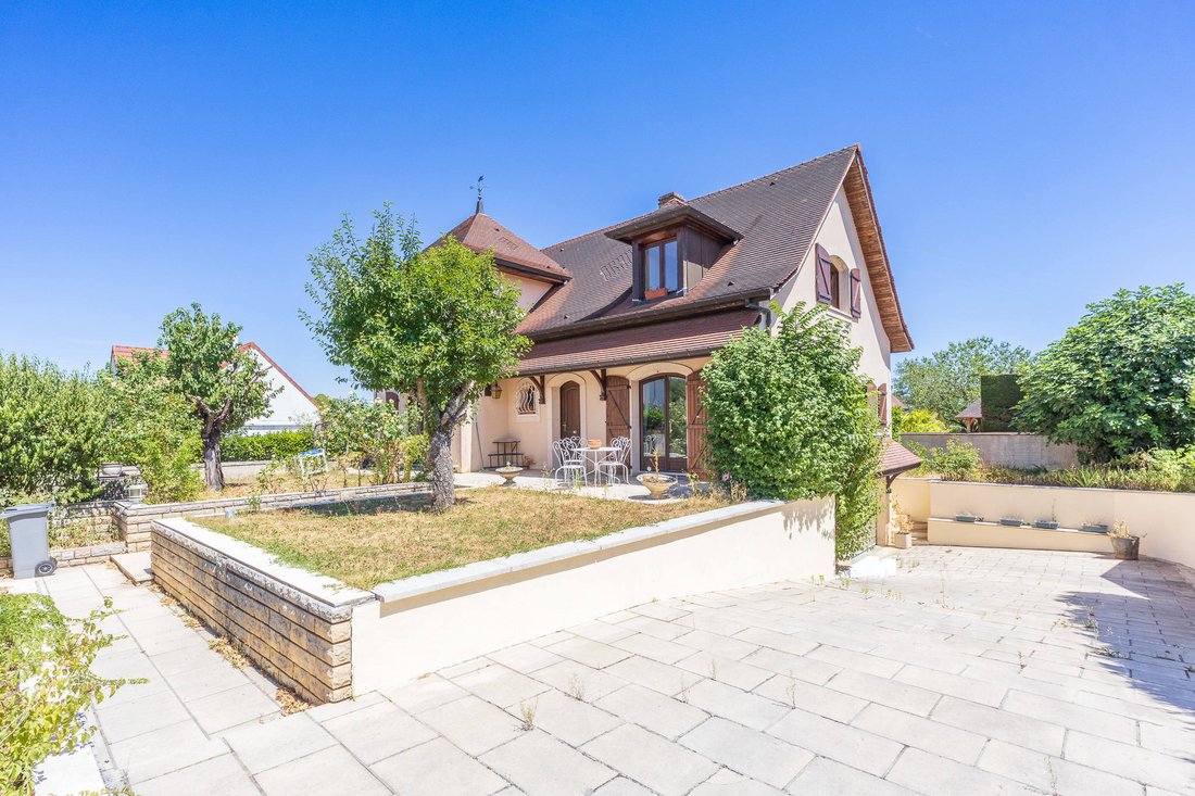 Casa en Daix, Borgoña-Franco Condado, Francia 1 - 18761466