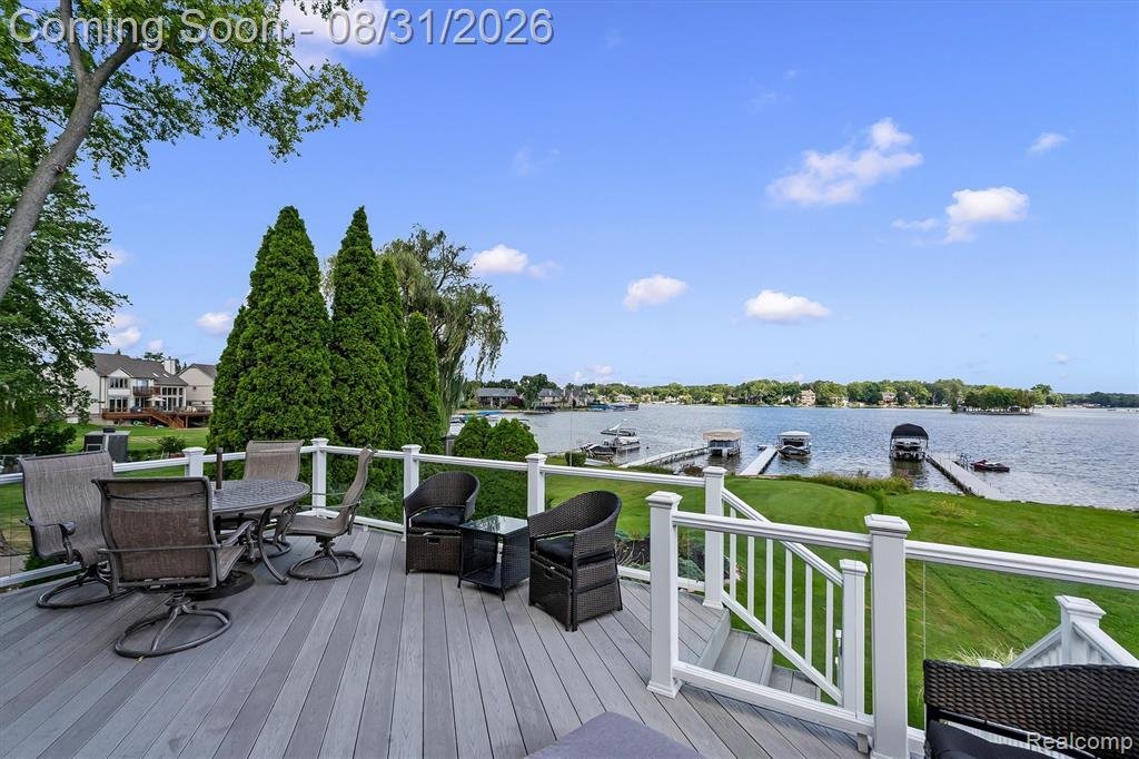 Haus in Walled Lake, Michigan, Vereinigte Staaten 2 - 18761692