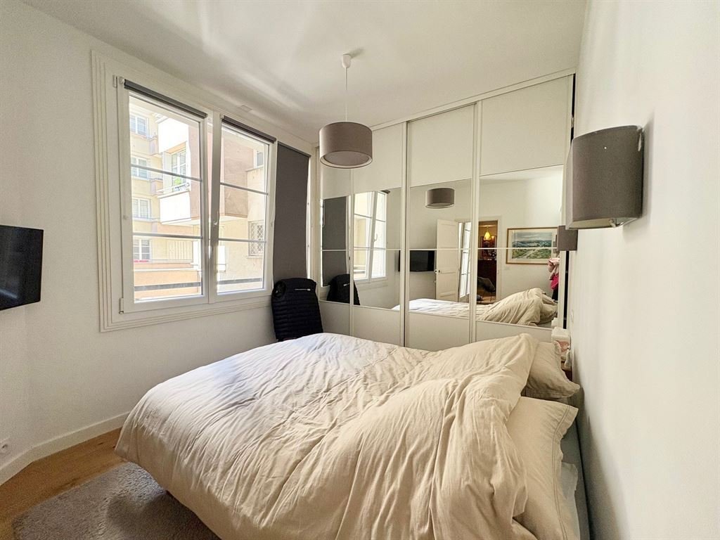 Apartamento en Espaces Jeunes, Issy-les-Moulineaux, Francia 5 - 16821017