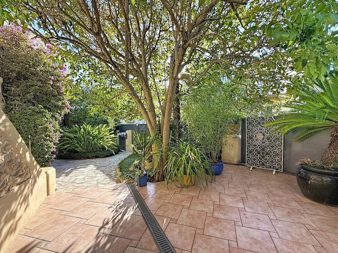 Casa en Niza, Provenza-Alpes-Costa Azul, Francia 2 - 16800817