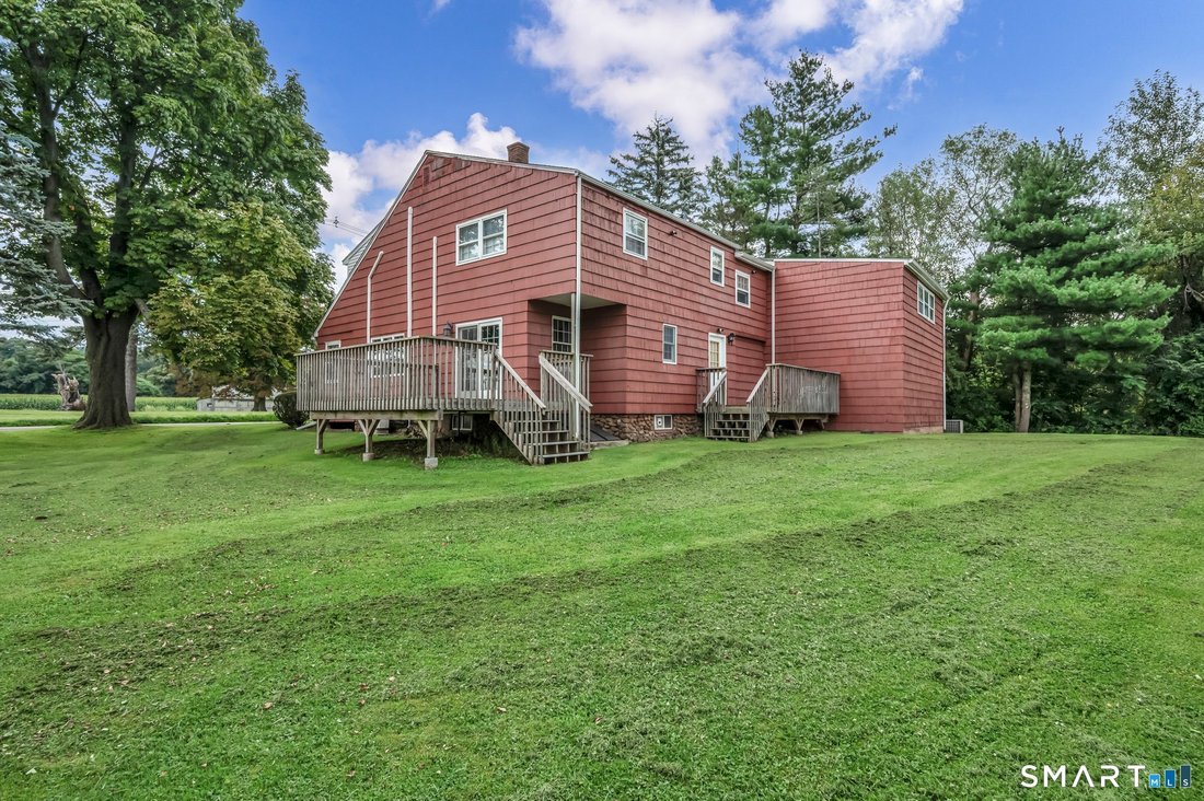 House in Wallingford, Connecticut, United States 4 - 18761508