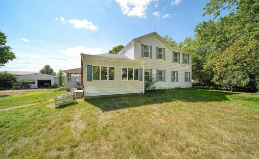 House in Leoni, Michigan, United States 1
