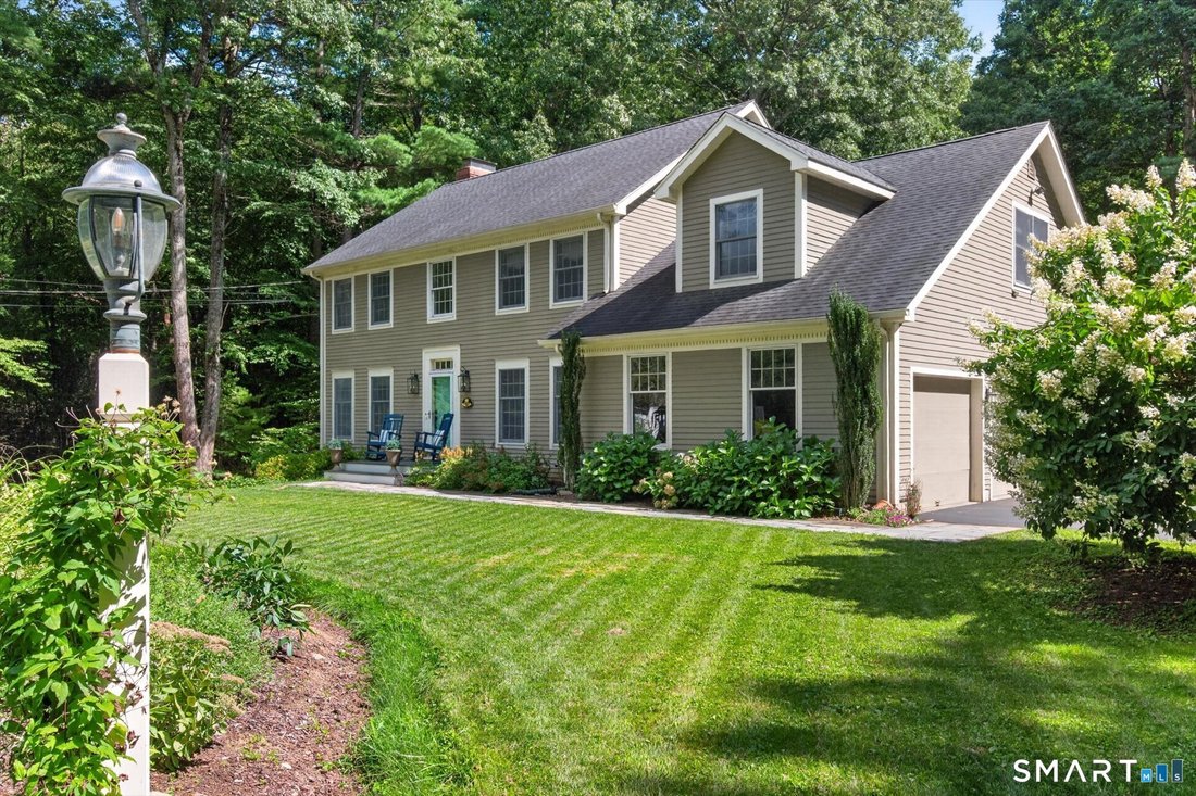 House in Simsbury, Connecticut, United States 2 - 18761504