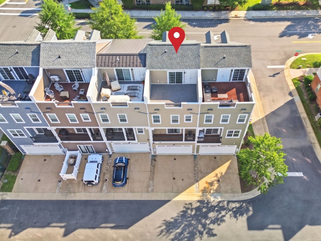 Maison de ville à Williamsburg, Virginie, États-Unis 5 - 18761703