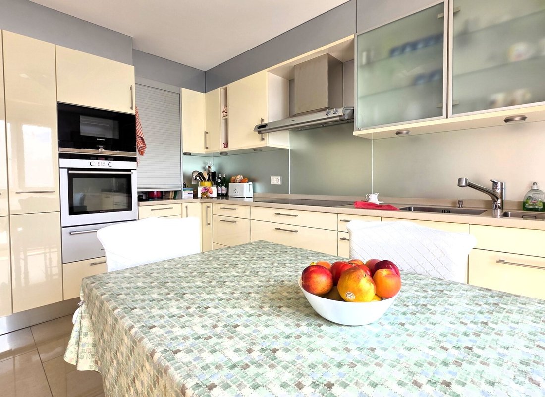 Apartamento en Brissago, Cantón del Tesino, Suiza 3 - 18762573