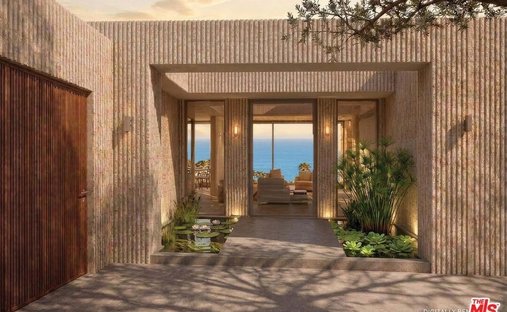 Land in Malibu, California, United States 1