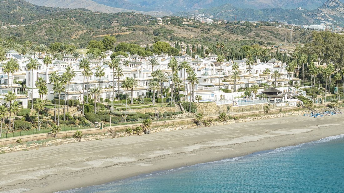 Apartment in Estepona, Andalusia, Spain 1 - 18765183