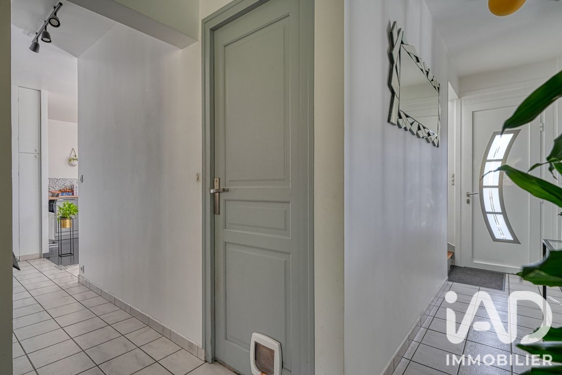 House in Briis-sous-Forges, Ile-de-France, France 2 - 18763316