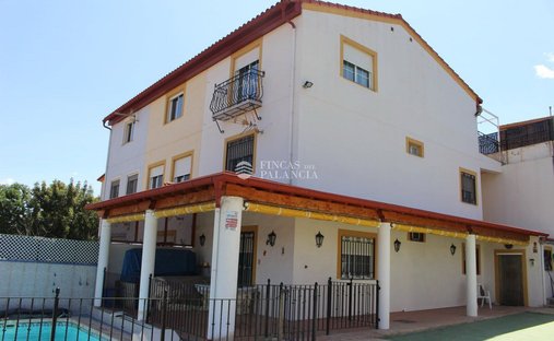 Chalet in Soneja, Land Valencia, Spanien 1