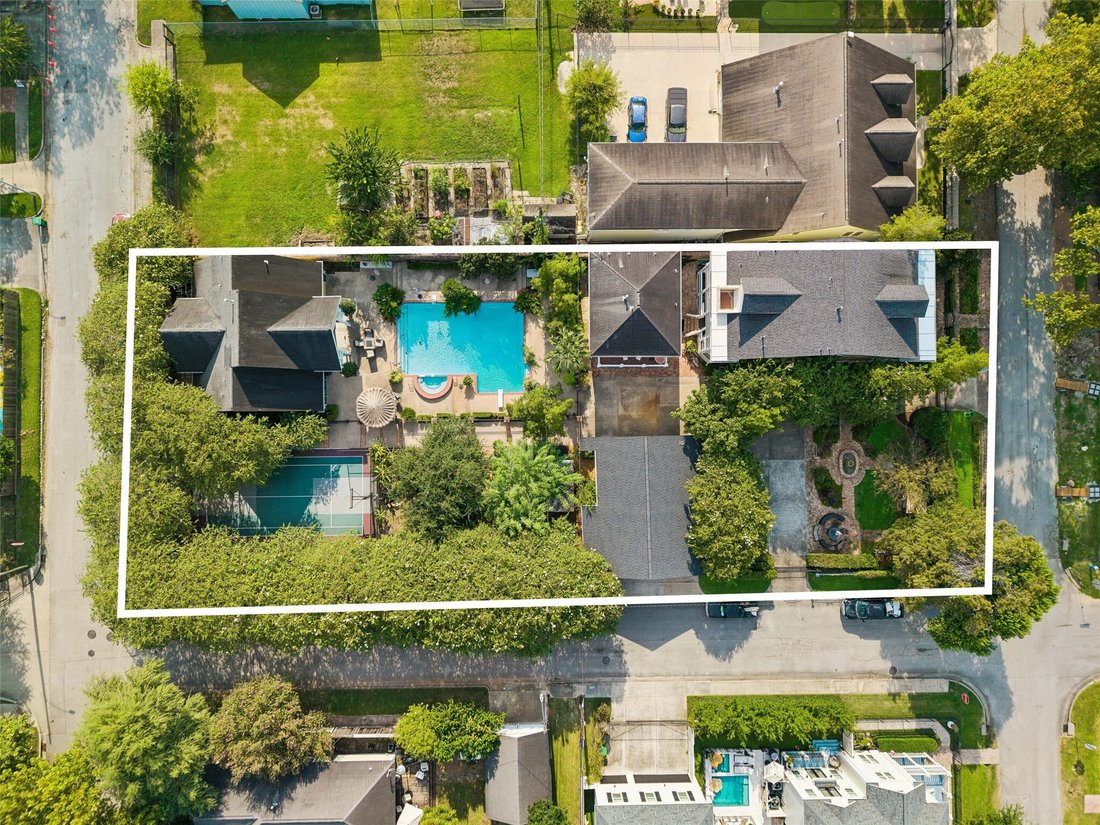 House in Houston, Texas, United States 4 - 18763477