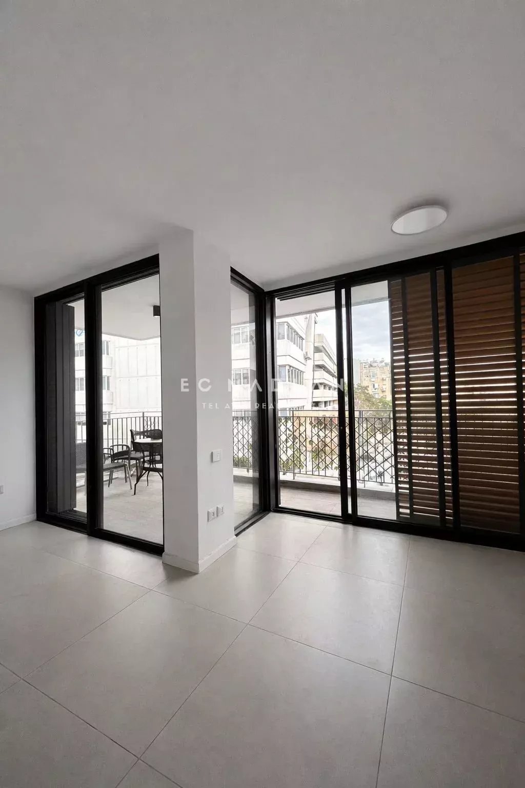 Apartment in Tel Aviv-Yafo, Tel Aviv District, Israel 1 - 18763128