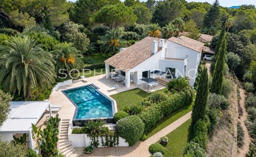 Villa in Mougins, Provence-Alpes-Côte d'Azur, France 1
