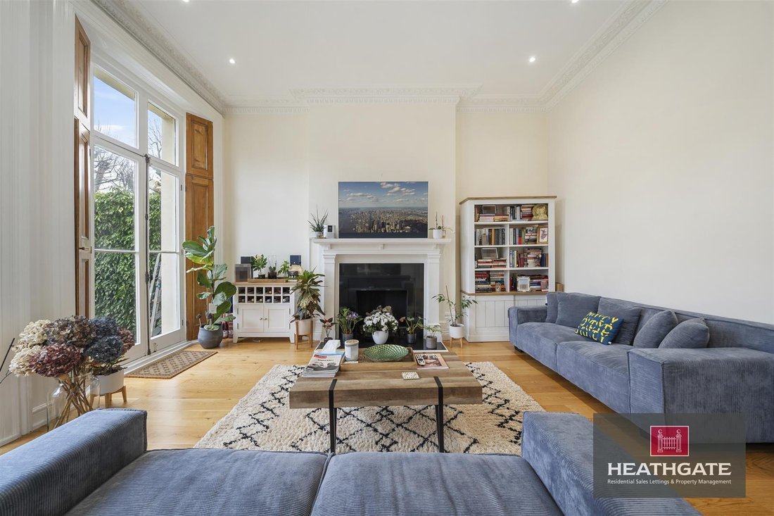 Apartment in Belsize Park, Camden, England 2 - 16786465