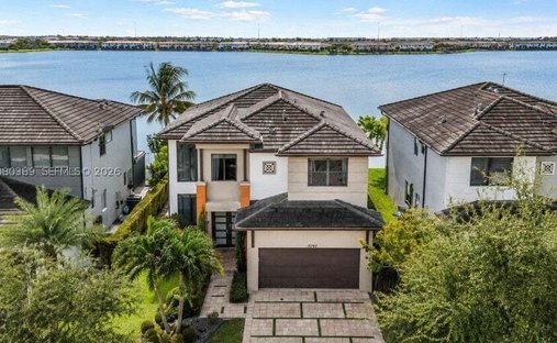 Maison à Miami Lakes, Floride, États-Unis 1