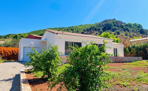 Casa en Salasc, Occitania, Francia 1