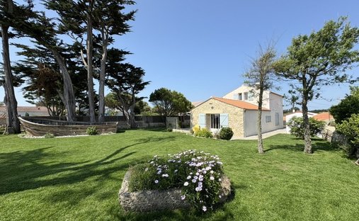 House in La Gueriniere, Pays de la Loire, France 1