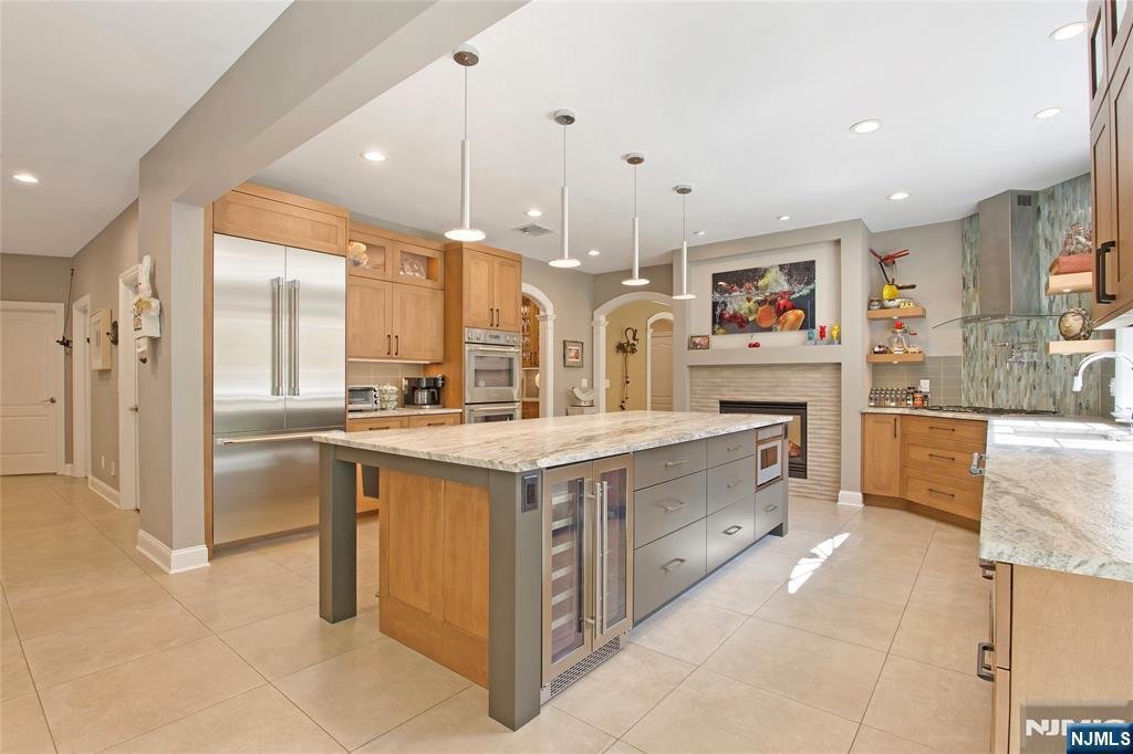 House in Mahwah, New Jersey, United States 4 - 18763947