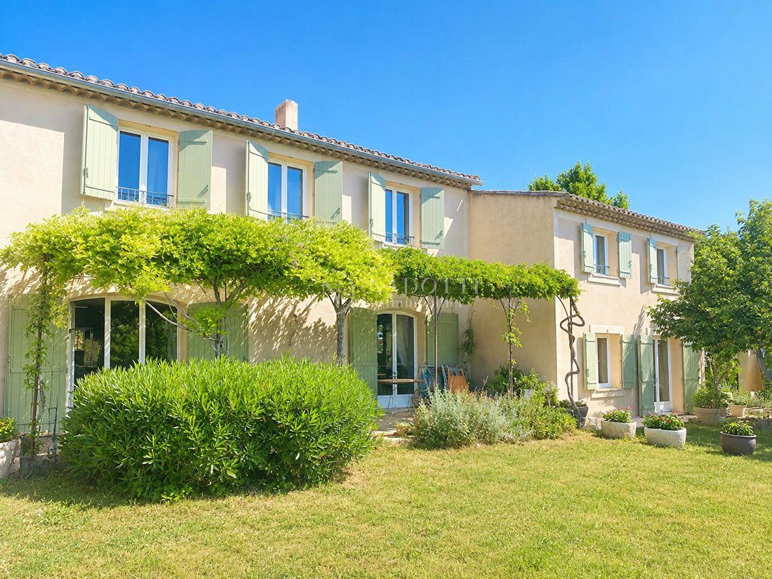 Casa a Cabrières-d'Avignon, Provenza-Alpi-Costa Azzurra, Francia 3 - 18763004