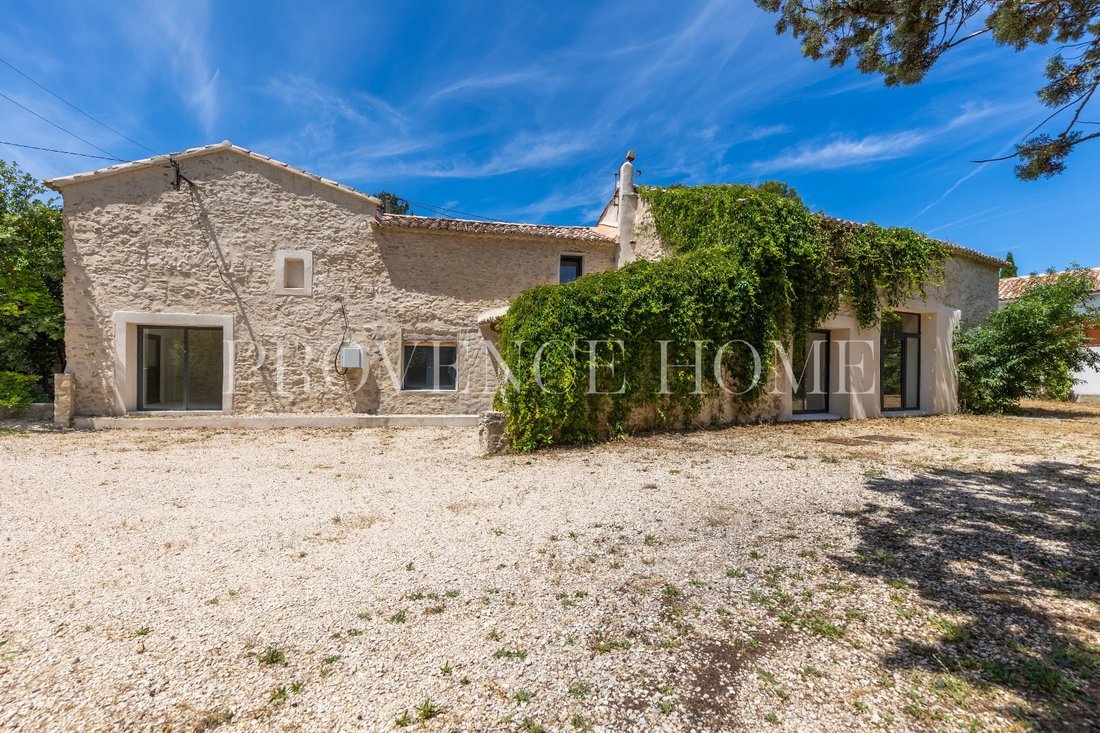 House in La Ville, L'Isle-sur-la-Sorgue, France 3 - 18763162