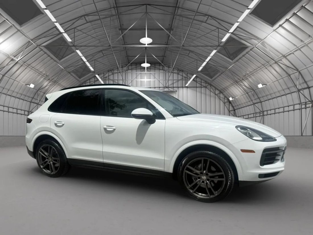 Suv in Fort Lauderdale, FL, United States 5 - 18765752