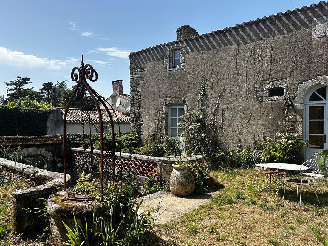 House in Apremont, Pays de la Loire, France 4 - 18763038