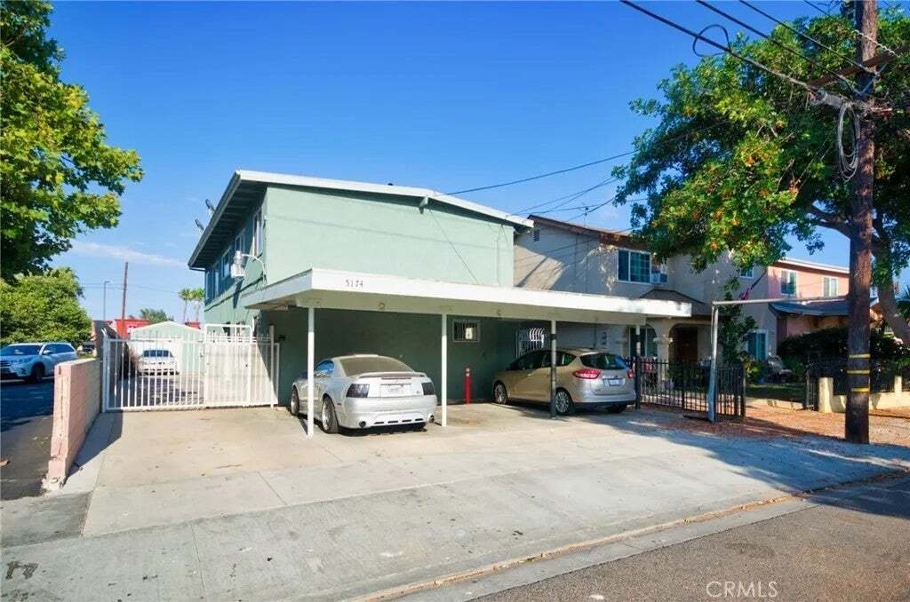 Andere in Long Beach, Kalifornien, Vereinigte Staaten 1 - 18765011