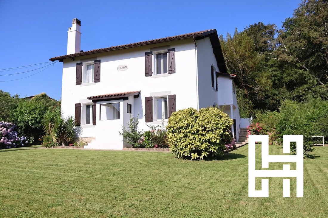 Villa in Anglet, Nouvelle-Aquitaine, France 1 - 18766370