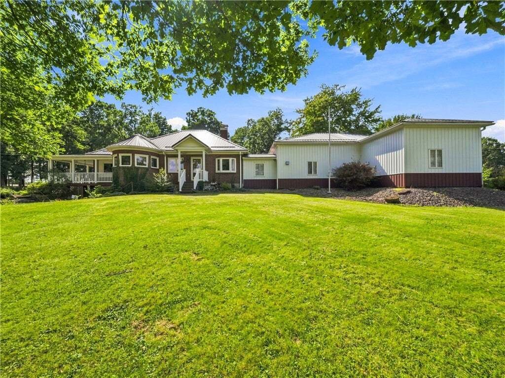 House in Nixon, Pennsylvania, United States 1 - 18311758
