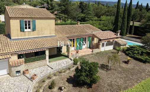 House in Nevons-route d'Apt, L'Isle-sur-la-Sorgue, France 1