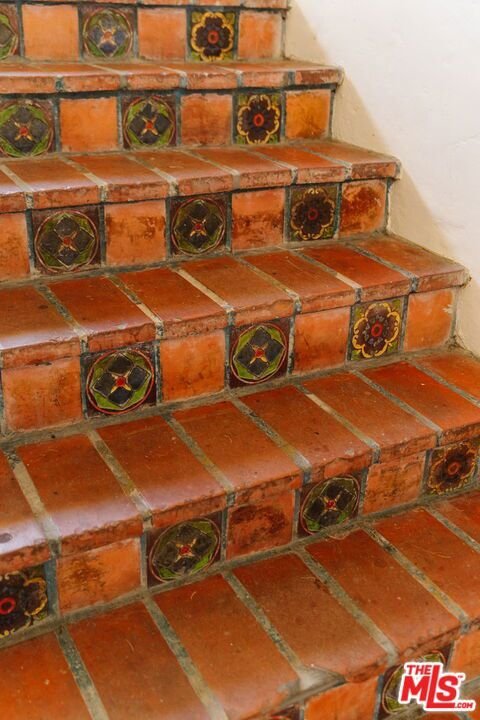 West Hollywood, California, United States 4 - 18764790