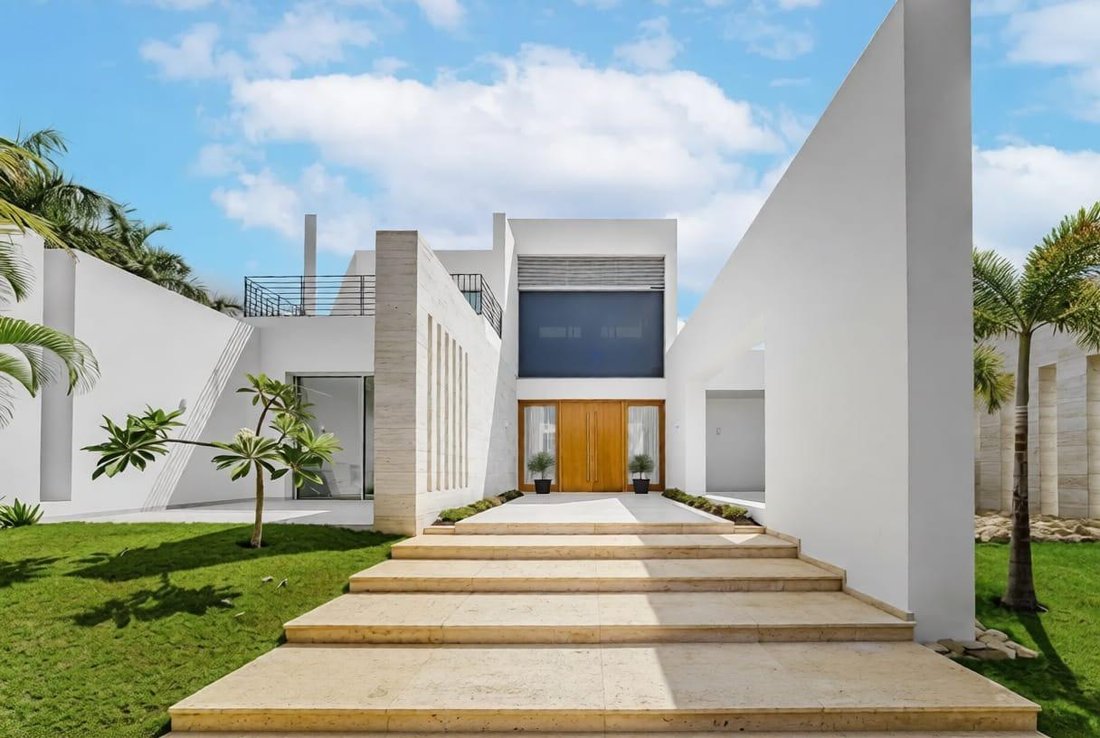 Villa in La Caleta, Adeje, Canary Islands 2 - 18763871