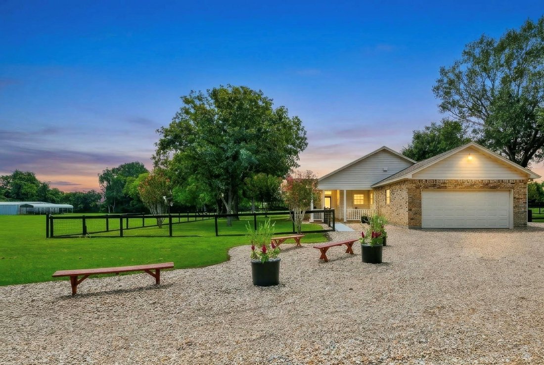 House in Tomball, Texas, United States 5 - 18762302