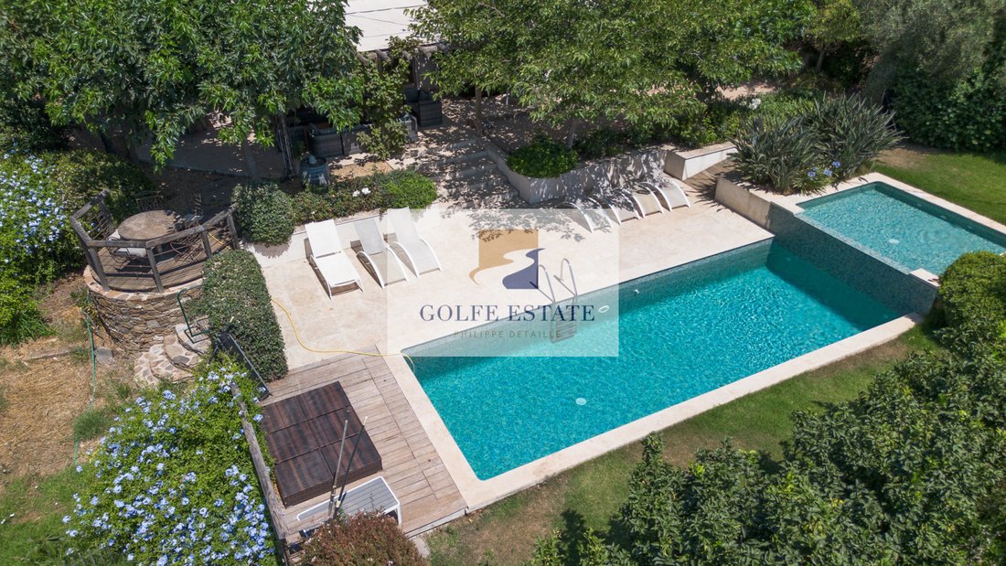 Villa à La Croix-Valmer, Provence-Alpes-Côte d'Azur, France 1 - 18765614