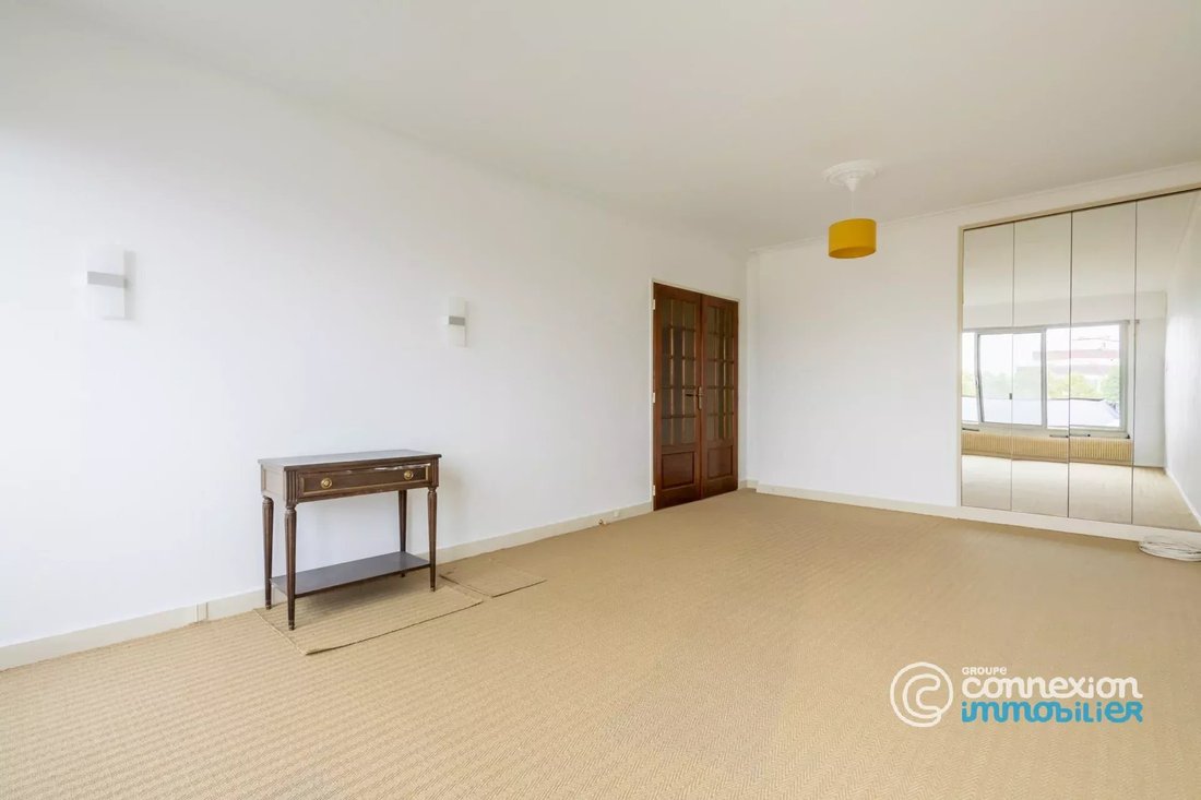 Apartment in Paris 19e Arrondissement, Paris, France 2 - 18762907