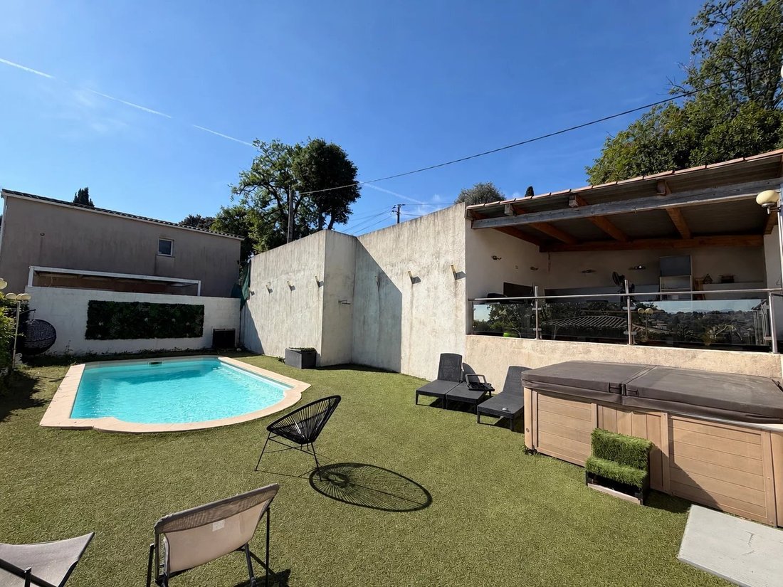 Villa in Village, Villeneuve-Loubet, France 1 - 18695855