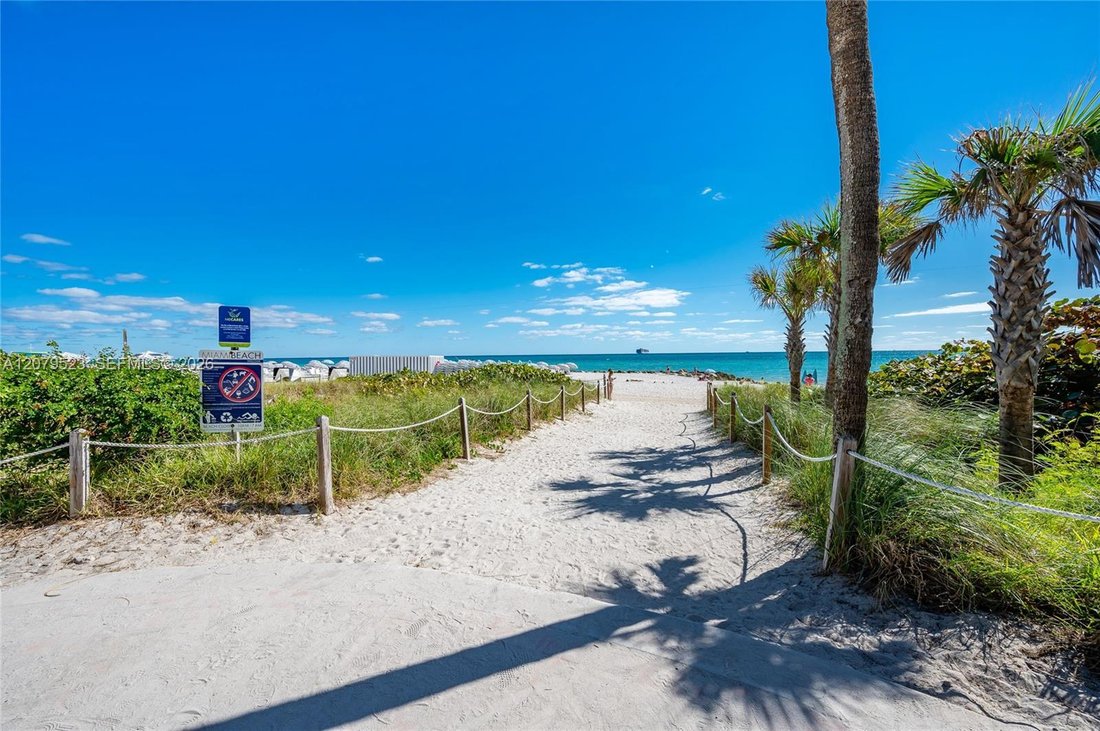 Condo in Miami Beach, Florida, United States 4 - 18765317