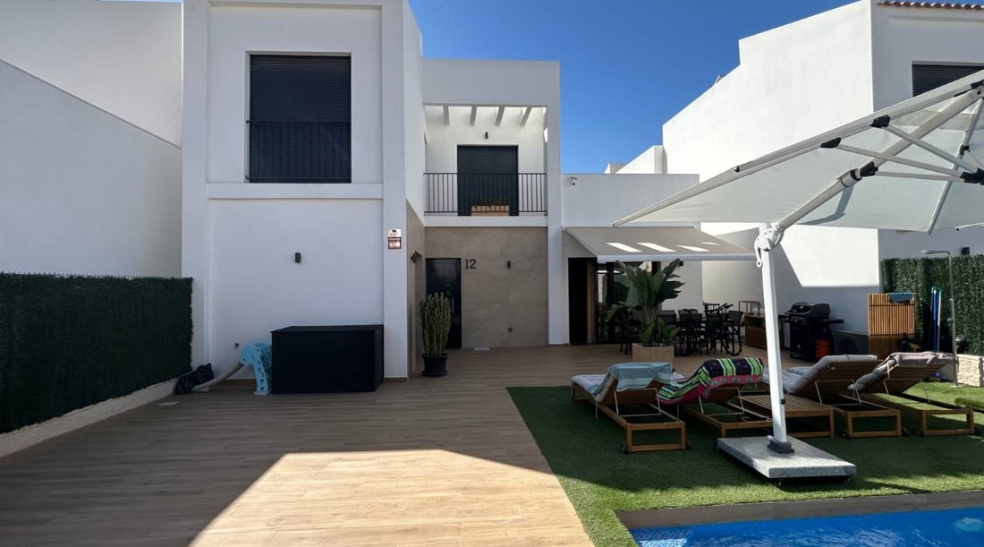 Villa in Quesada, Rojales, Land Valencia 1 - 18765386