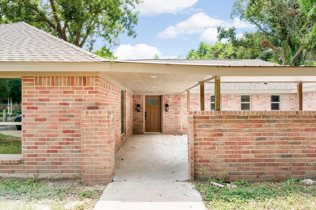 House in Brazoria, Texas, United States 3 - 18764663