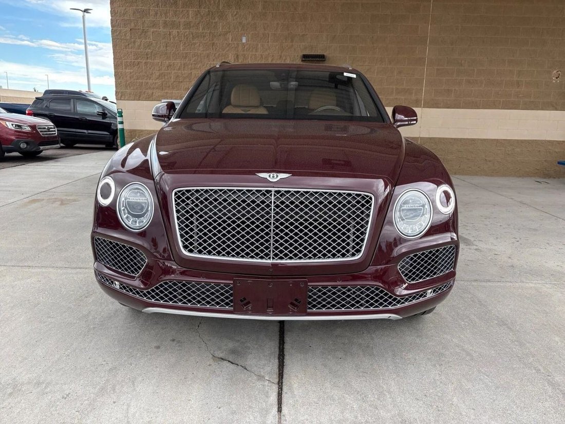 Sedan in Jacksonville, FL, United States 2 - 18765953