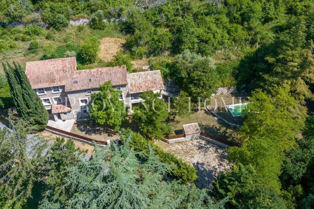 Maison à Bonnieux, Provence-Alpes-Côte d'Azur, France 3 - 18763160