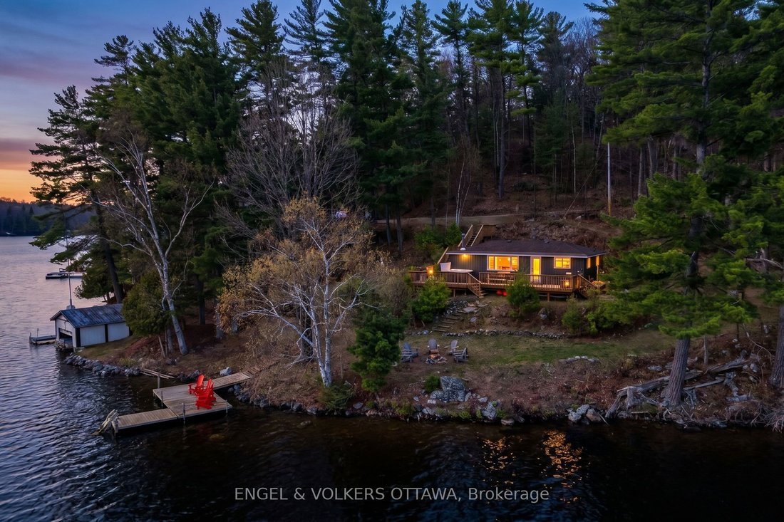 House in Greater Madawaska, Ontario, Canada 1 - 18765231