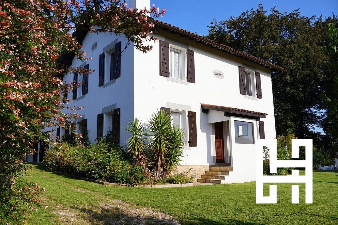 Villa in Anglet, Nouvelle-Aquitaine, France 1 - 18766365