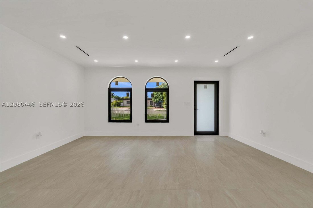 House in Miami, Florida, United States 5 - 18764465