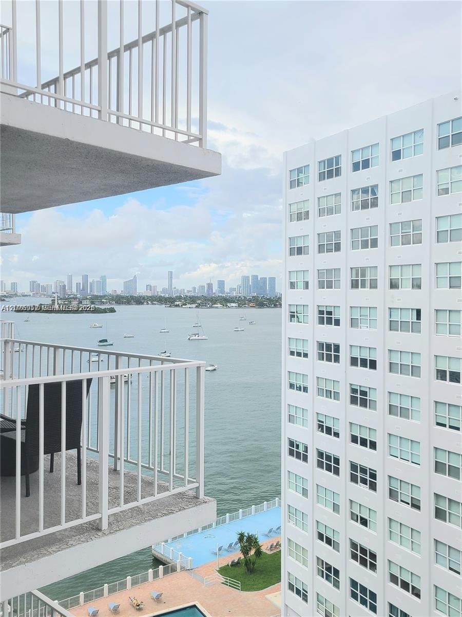 Eigentumswohnung in Miami Beach, Florida, Vereinigte Staaten 2 - 18765352